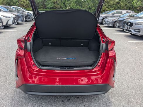 Used 2017 Toyota Prius Prime Premium w/ Carpet Mat Package FWD image 9