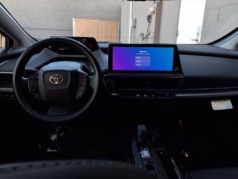 Certified 2023 Toyota Prius XLE image 20