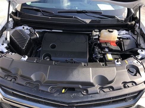 Used 2021 Chevrolet Traverse Premier w/ Redline Edition image 35