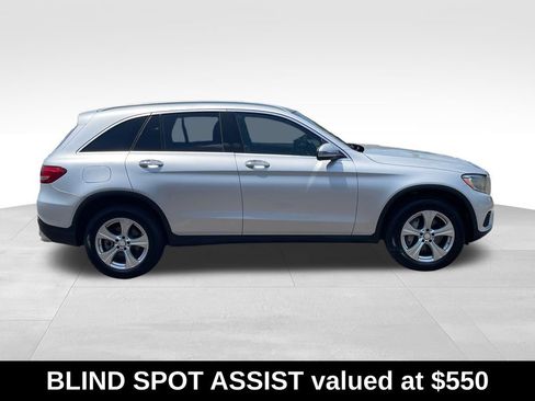 Used 2016 Mercedes-Benz GLC 300 4MATIC w/ Multimedia Package image 9
