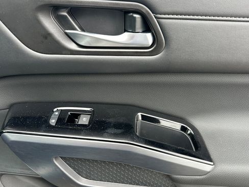 New 2026 Nissan Pathfinder SL AWD/4WD image 21