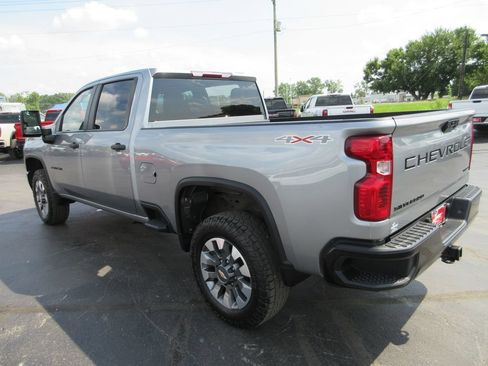 Certified 2024 Chevrolet Silverado 2500 Custom w/ Custom Convenience Package AWD/4WD image 9