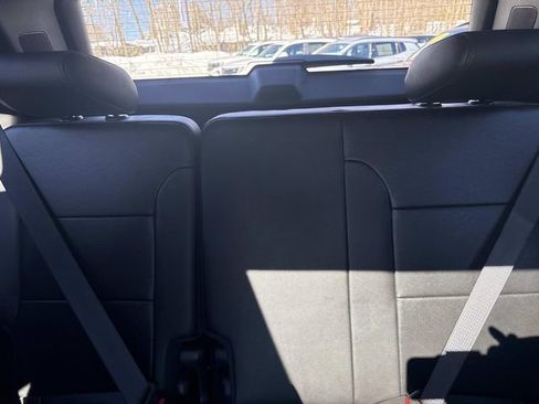 Used 2023 Chevrolet Traverse High Country image 20