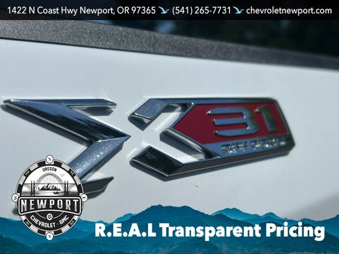 New 2026 GMC Sierra 1500 SLE w/ X31 Off-Road Package AWD/4WD image 10