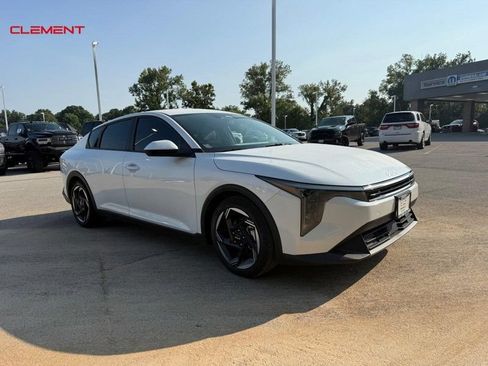 Used 2025 Kia K4 EX FWD image 9