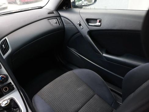 Used 2012 Hyundai Genesis 2.0T RWD image 15