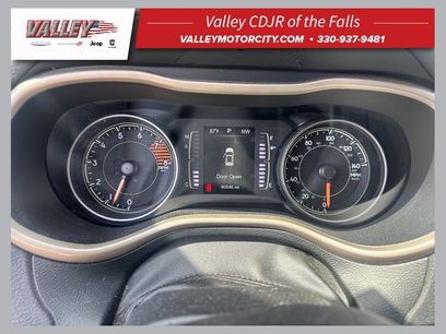 Used 2016 Jeep Cherokee Latitude w/ Comfort/Convenience Group