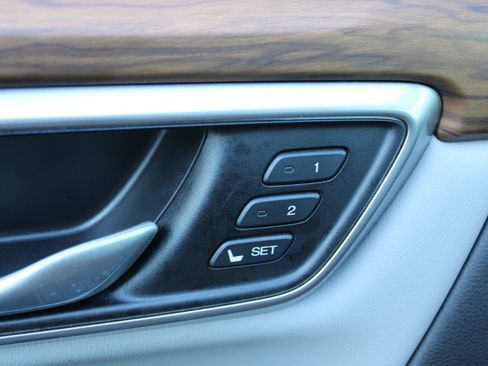 Used 2022 Honda CR-V EX-L image 45