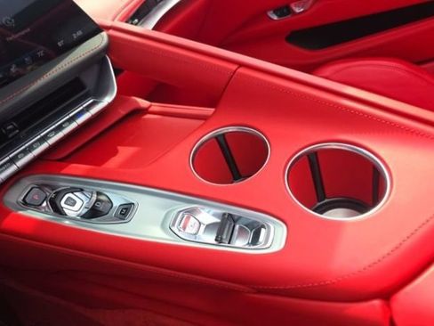 Used 2026 Chevrolet Corvette Stingray Premium Conv w/ Z51 Performance Package RWD image 24