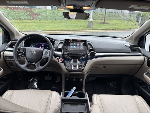 Used 2023 Honda Odyssey Elite image 20