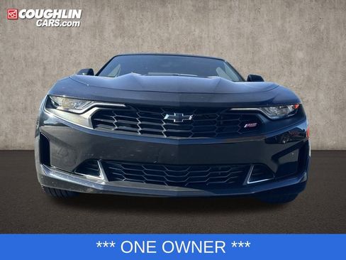 Used 2022 Chevrolet Camaro LT w/ RS Package image 3