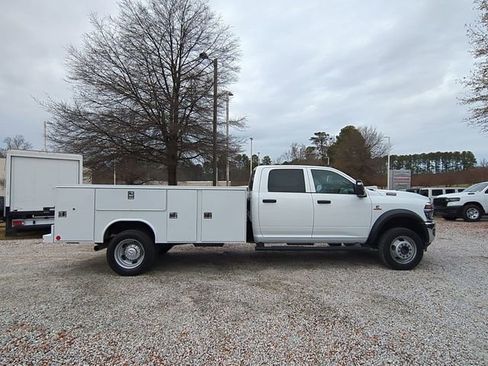 New 2026 RAM 5500 Tradesman w/ Chrome Appearance Group image 6