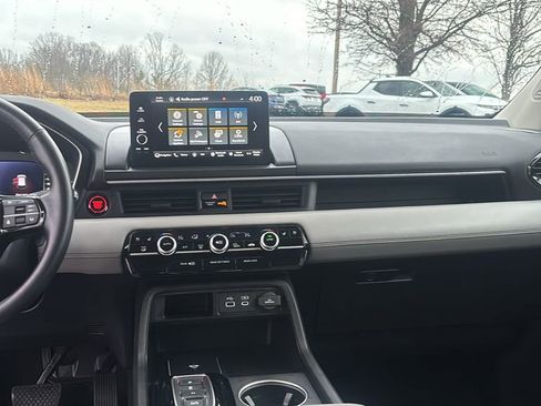 Used 2023 Honda Pilot Elite image 12