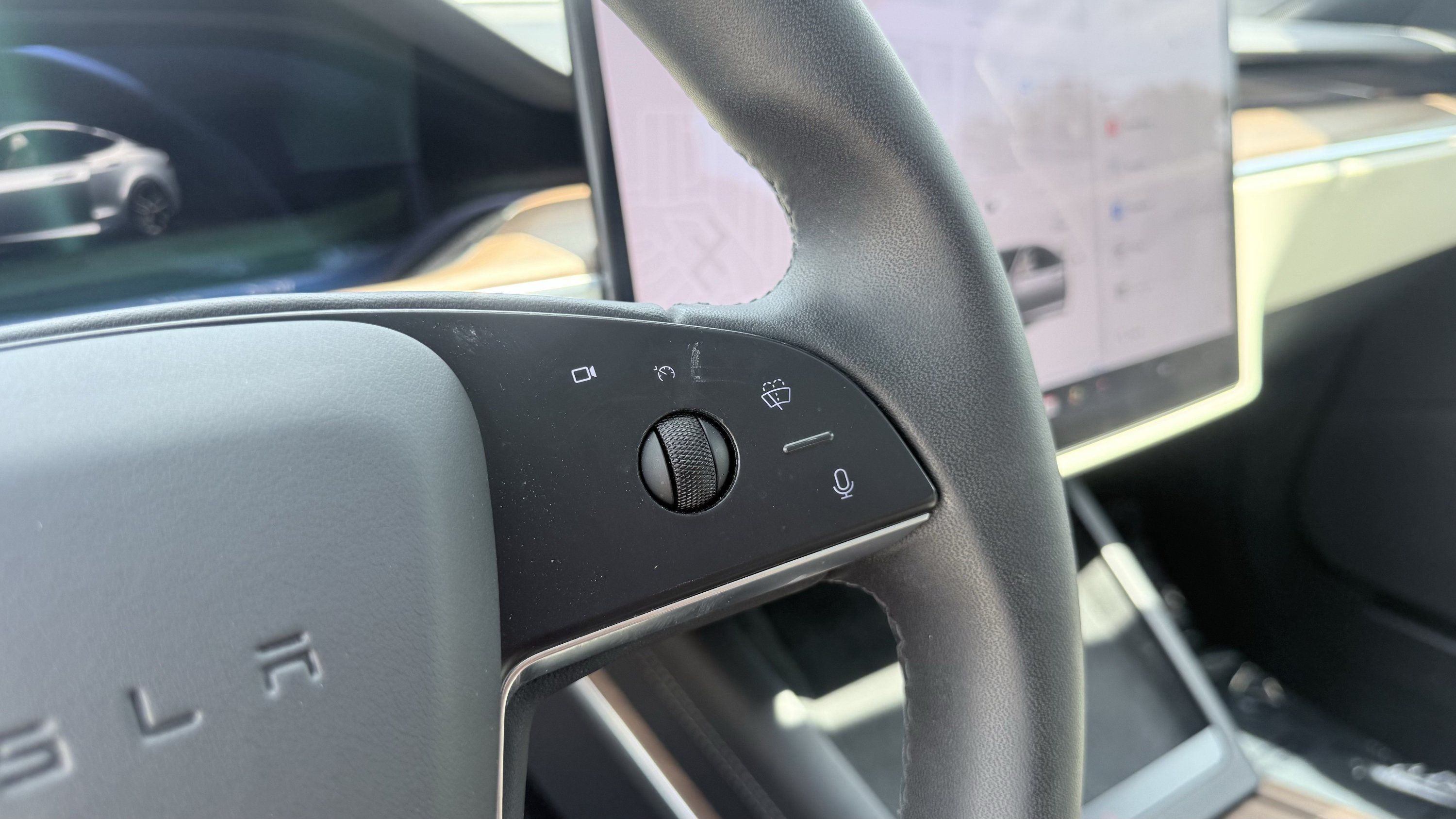 Used 2025 Tesla Model S AWD/4WD image 62
