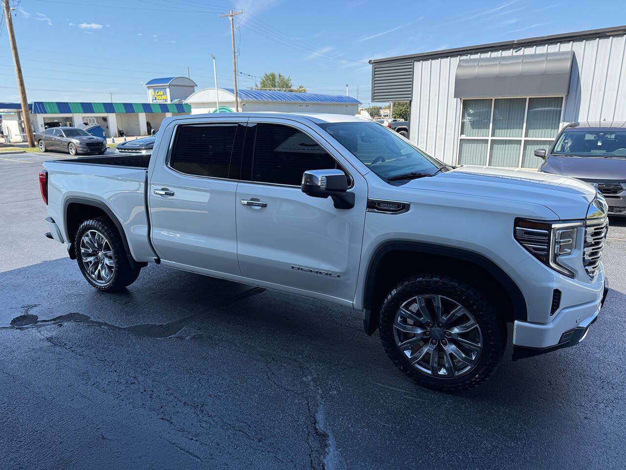 Used 2024 GMC Sierra 1500 Denali AWD/4WD image 6