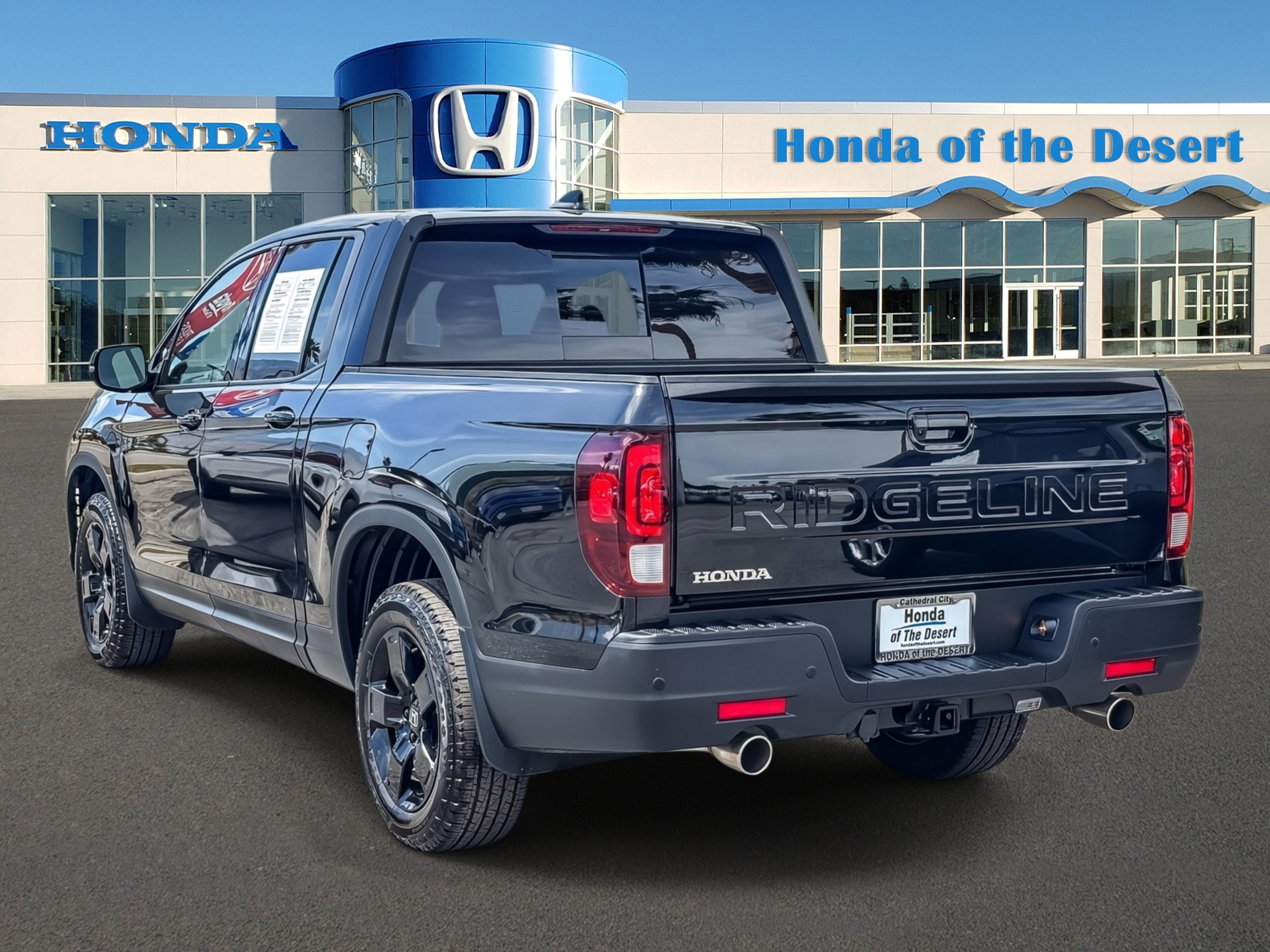 Certified 2025 Honda Ridgeline Black Edition image 5