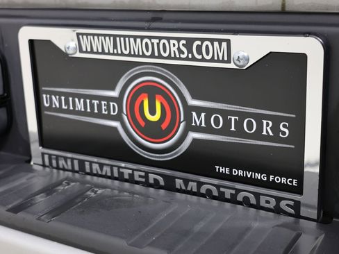 Used 2016 GMC Canyon SLE image 19