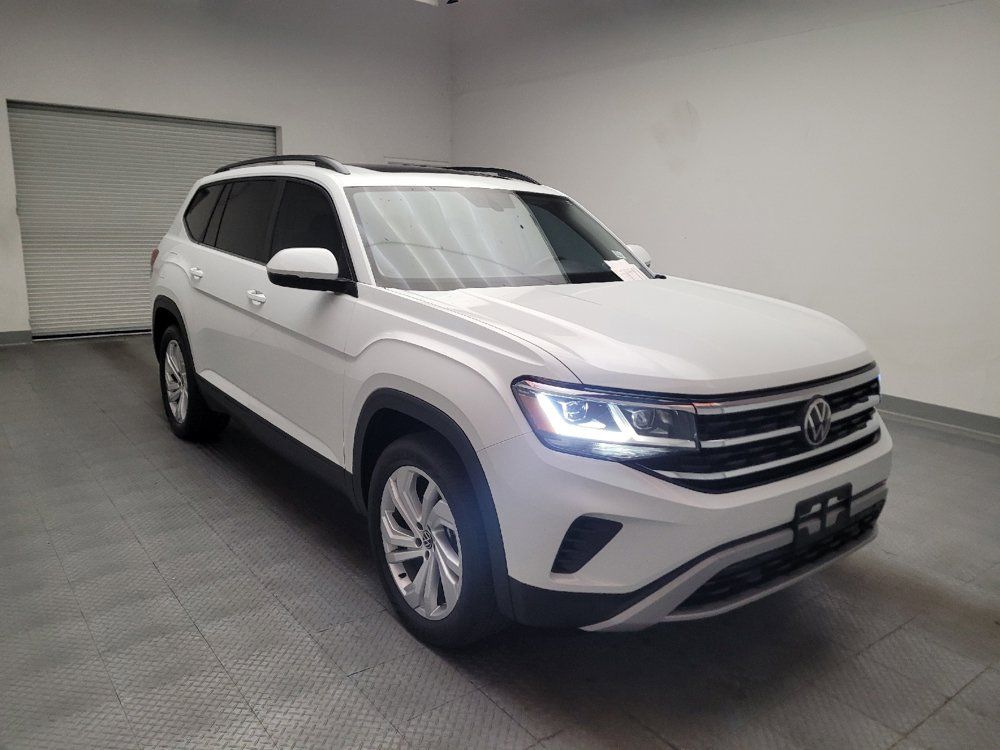 Used 2023 Volkswagen Atlas SE w/ Panoramic Sunroof Package FWD image 13