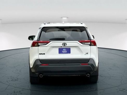 Used 2025 Toyota RAV4 LE AWD/4WD image 5
