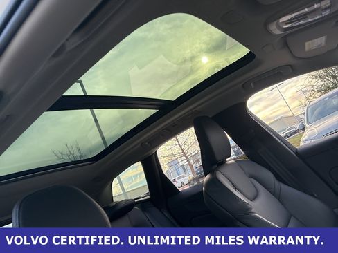Certified 2025 Volvo XC60 B5 Plus image 14