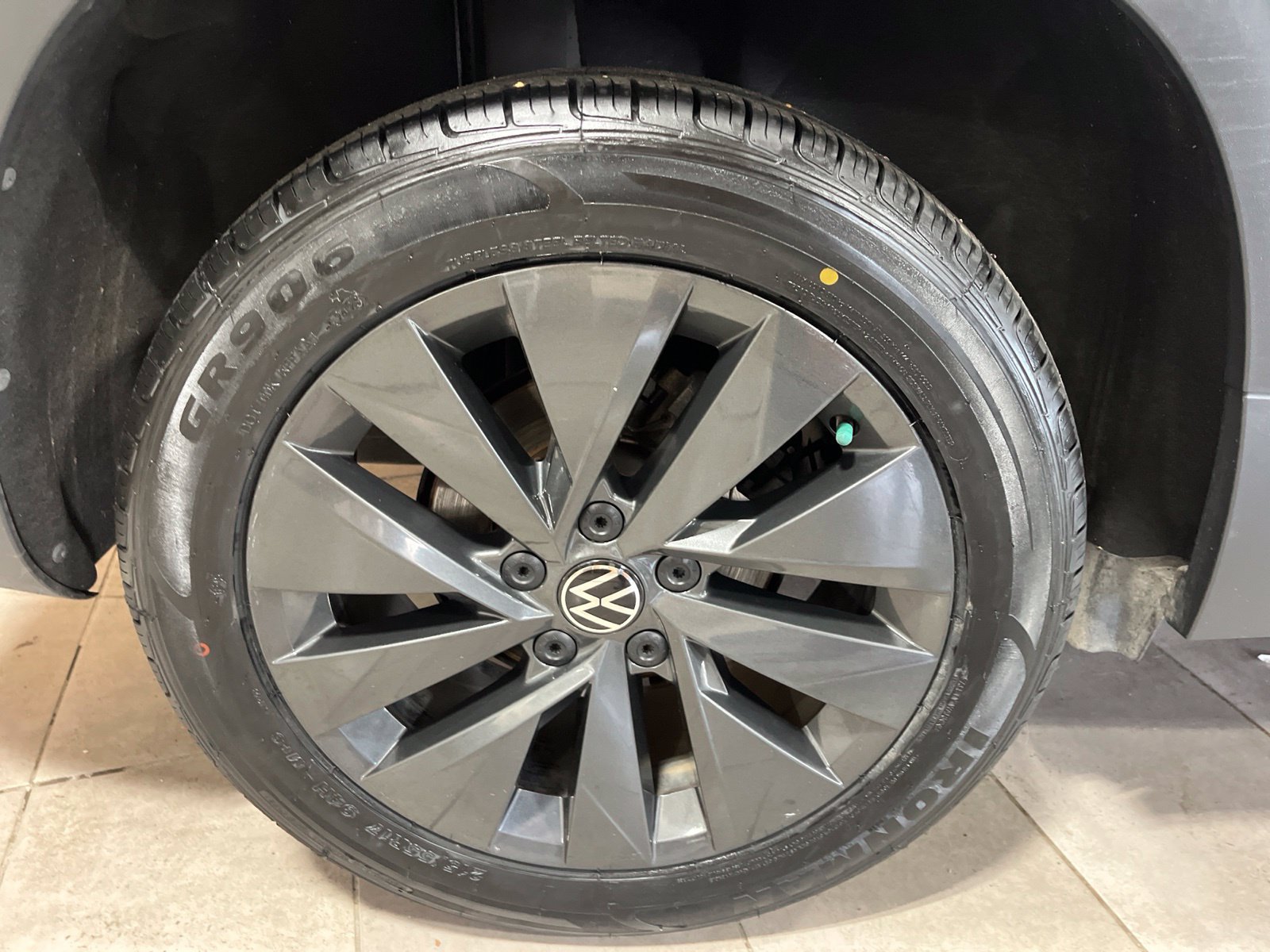 Used 2024 Volkswagen Taos S FWD image 11