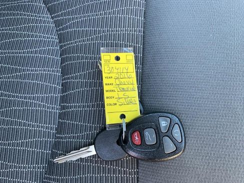 Used 2016 Chevrolet Traverse LS image 36