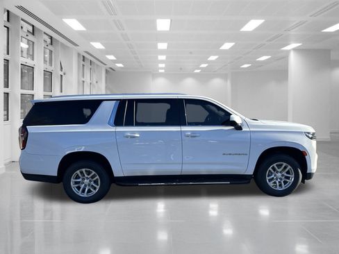 Certified 2022 Chevrolet Suburban LT image 4