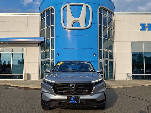 Used 2025 Honda CR-V LX image 2