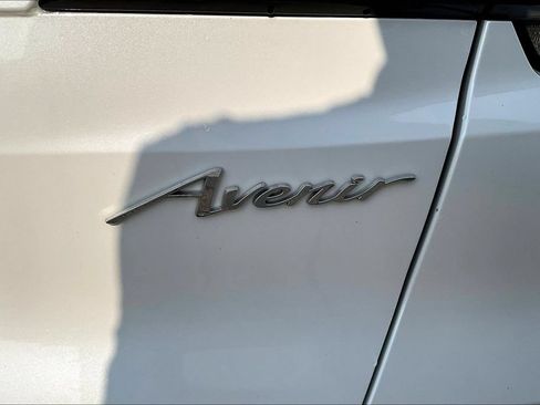 Used 2024 Buick Envista Avenir FWD image 24