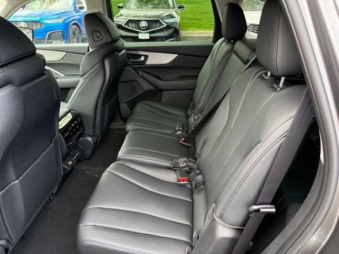 Used 2026 Acura MDX SH-AWD image 15