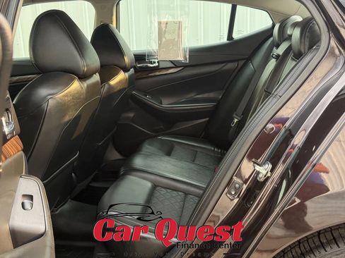 Used 2017 Nissan Maxima Platinum w/ Interior Lighting Package FWD image 12