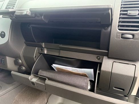 Used 2016 Nissan Frontier PRO-4X image 25