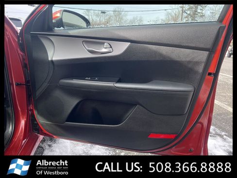 Used 2023 Kia Forte LXS image 21
