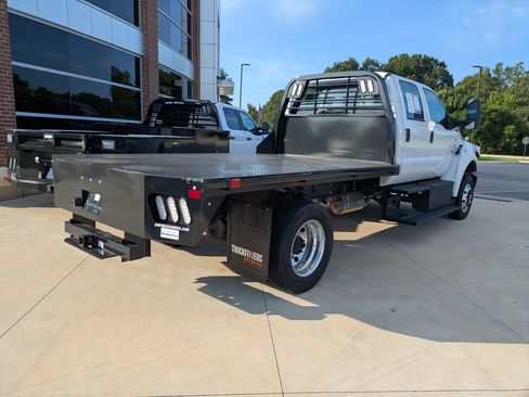 Used 2021 Ford F650 2WD Crew Cab Super Duty image 4