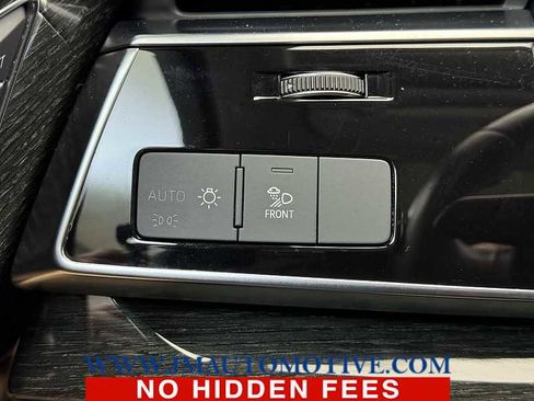 Used 2021 Audi Q7 3.0T Premium Plus w/ Premium Plus Package image 37