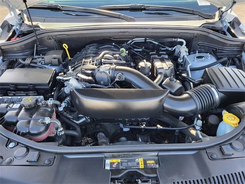 Certified 2024 Dodge Durango GT image 25