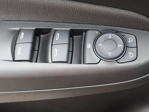 New 2026 Buick Envista Preferred FWD image 35
