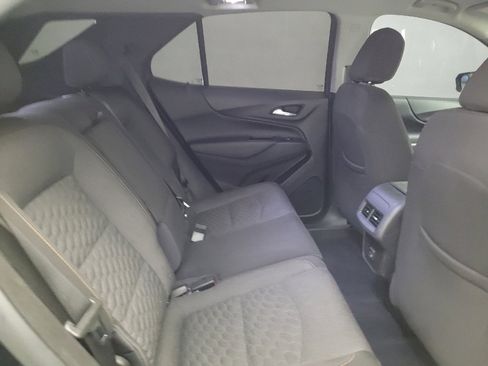 Used 2021 Chevrolet Equinox LT FWD image 19