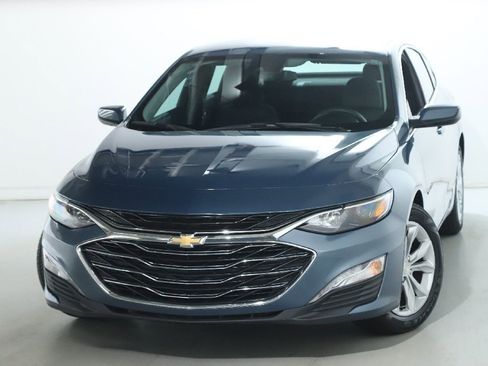 Used 2024 Chevrolet Malibu LT image 3