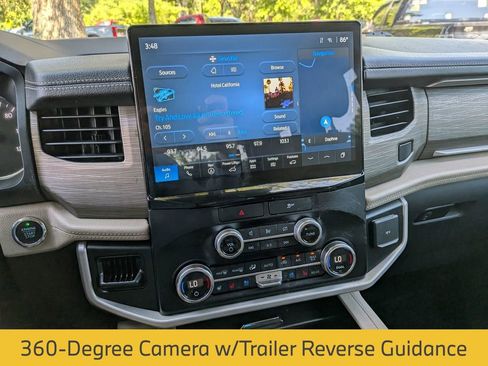 Used 2022 Ford Expedition Limited RWD image 32