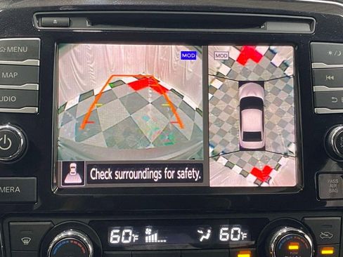 Used 2023 Nissan Maxima SR w/ Sport Mat Group FWD image 29