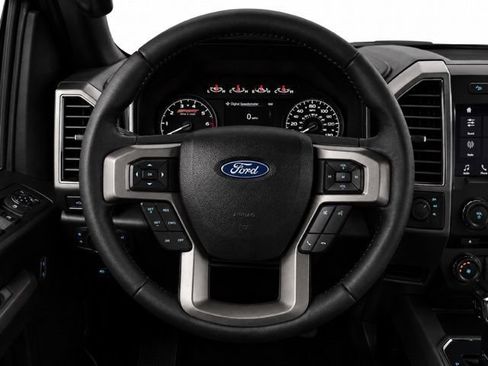 Used 2018 Ford F150 XLT w/ Equipment Group 302A Luxury AWD/4WD image 38