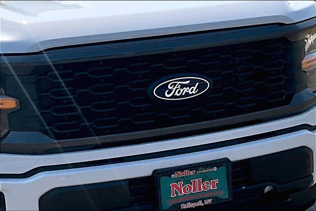 Used 2025 Ford F150 STX w/ Equipment Group 200A AWD/4WD image 28