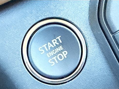 New 2026 Land Rover Defender 110 S image 36