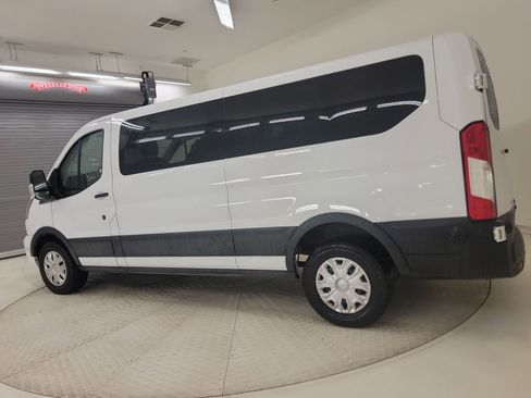 Used 2024 Ford Transit 350 XLT image 3