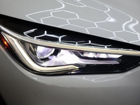 Used 2021 INFINITI QX50 Essential w/ Convenience Package image 27