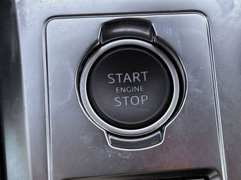 Used 2022 Jaguar F-PACE S image 18