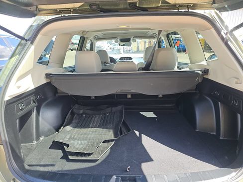 Used 2020 Subaru Forester Premium AWD/4WD image 16