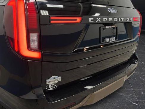 Used 2025 Ford Expedition Max King Ranch AWD/4WD image 41