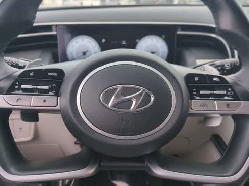 Used 2024 Hyundai Tucson Limited image 24